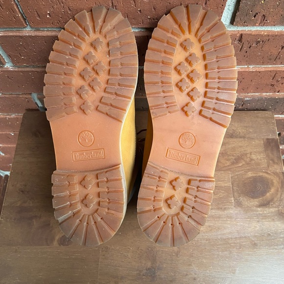 Timberland Boots - Picture 6 of 13